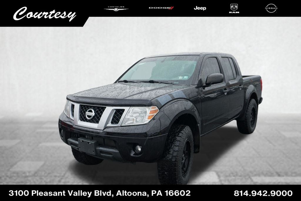 2020 Nissan Frontier SV Crew Cab 4X4 SWB's photo