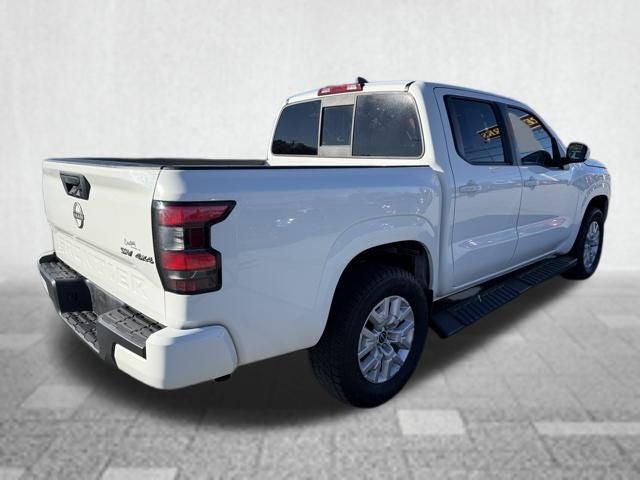 2022 Nissan Frontier SV