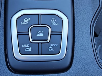 2027 Nissan Frontier PRO-4X