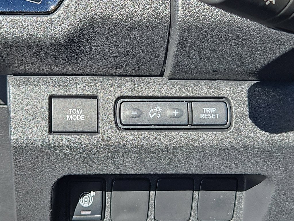 2027 Nissan Frontier PRO-4X