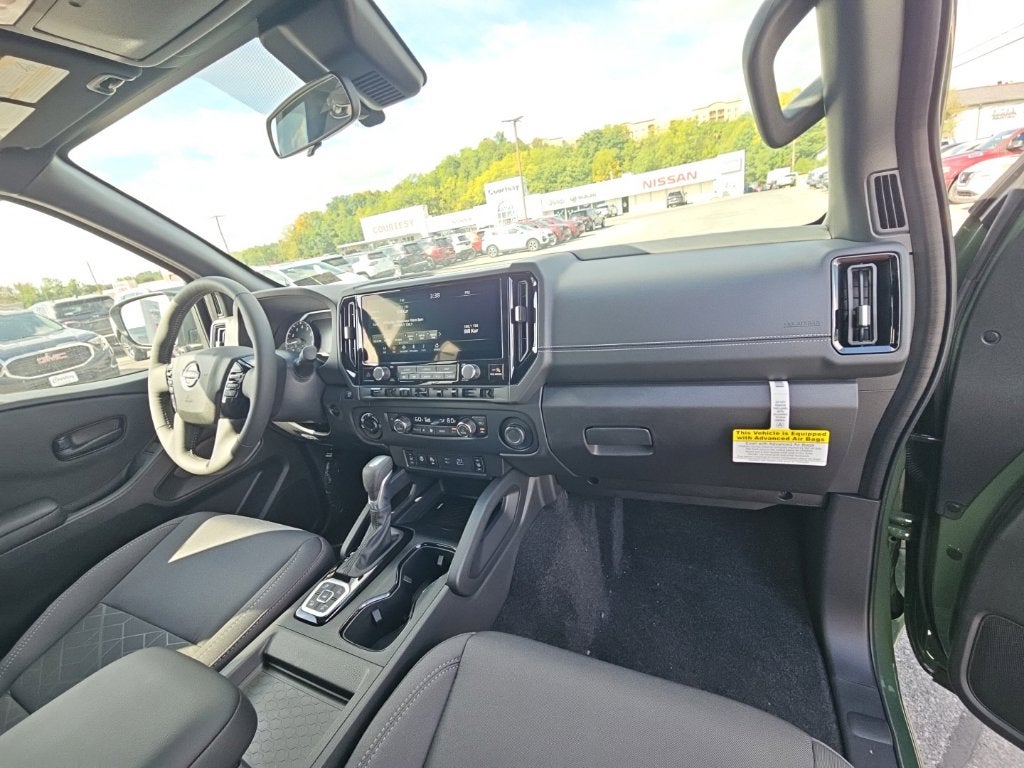 2027 Nissan Frontier SV