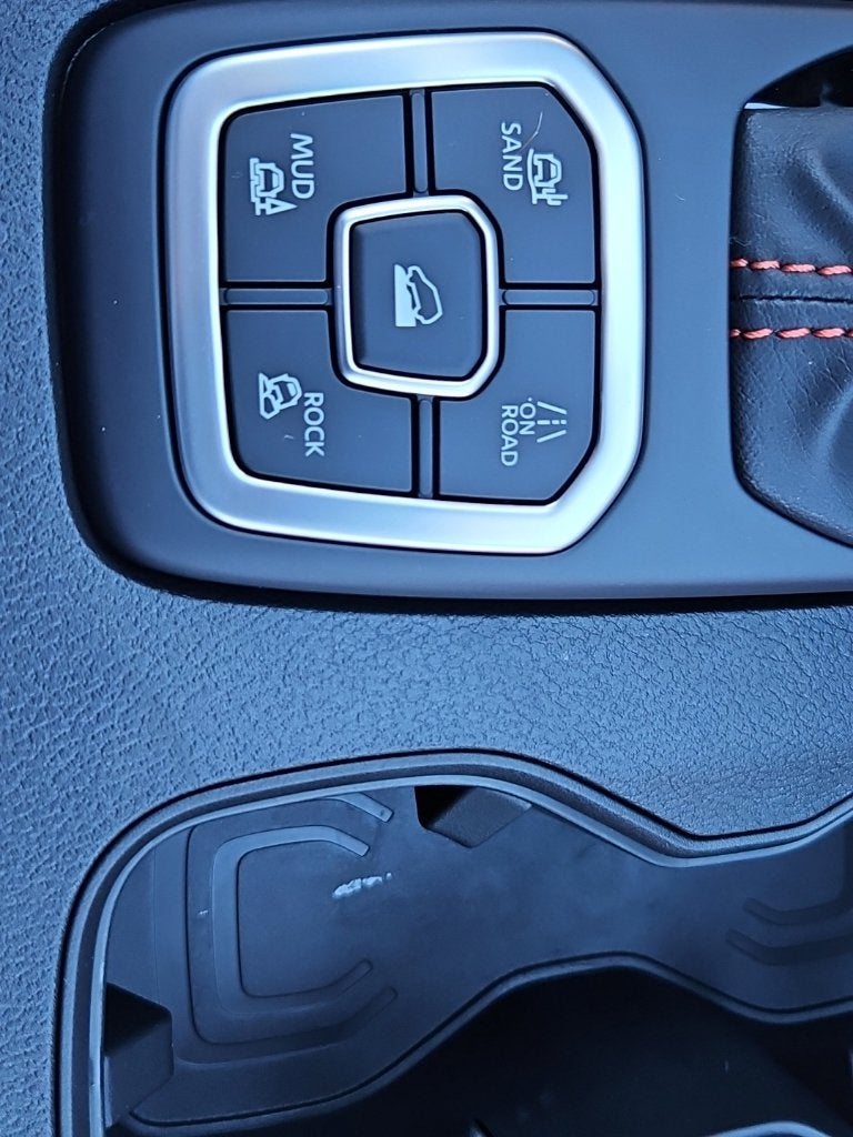 2027 Nissan Frontier PRO-4X