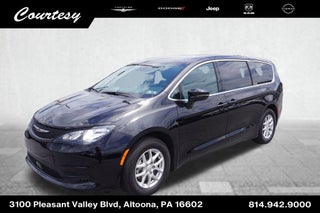 2026 Chrysler Voyager LX