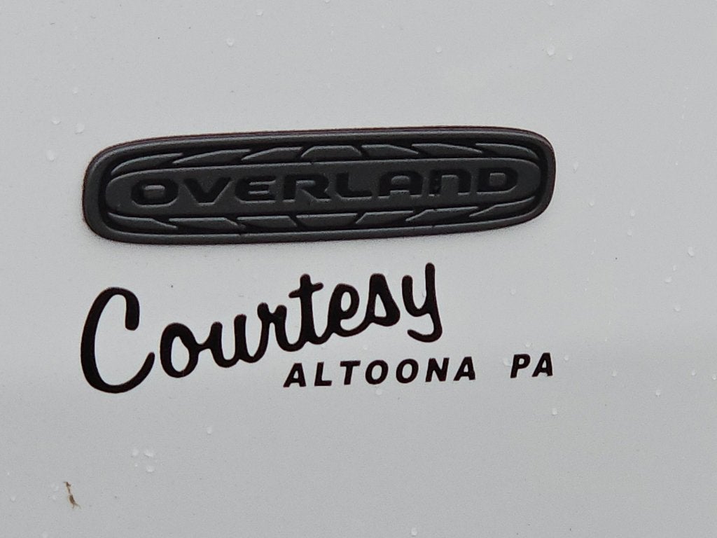 2026 Jeep Cherokee Overland