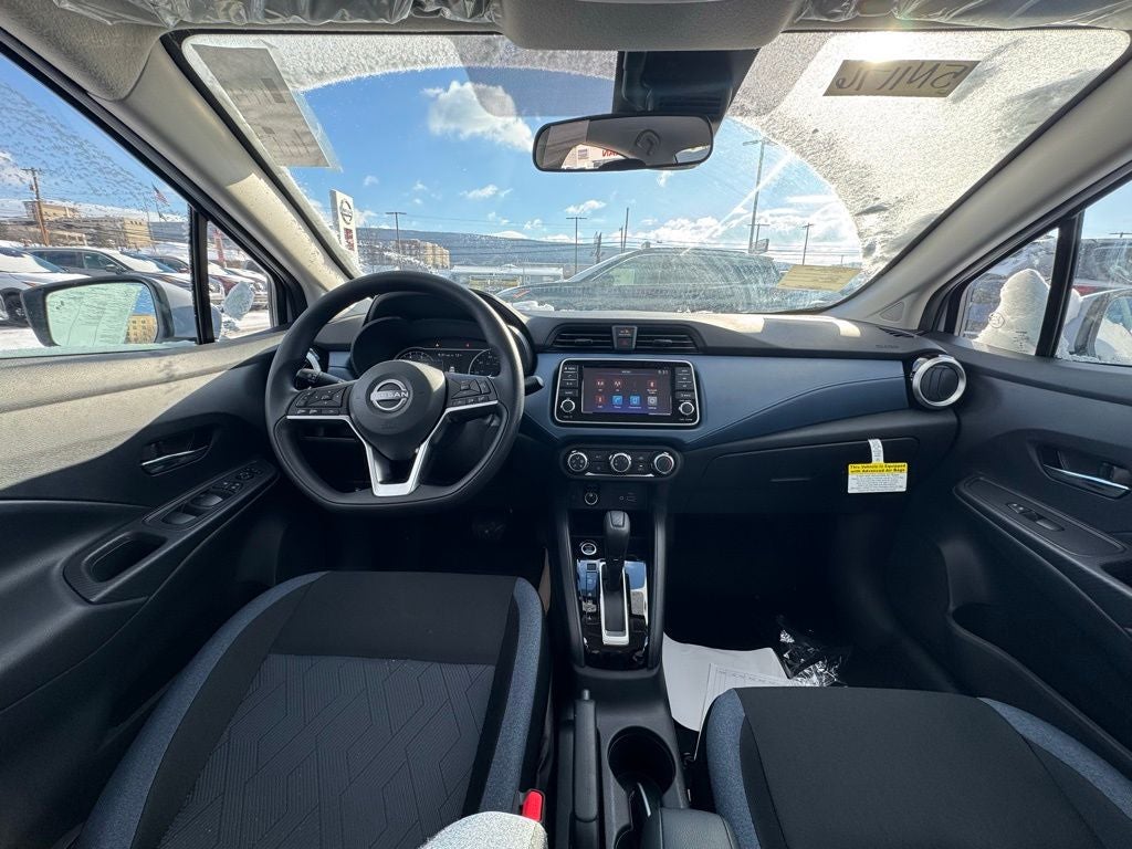 2025 Nissan Versa 1.6 SV