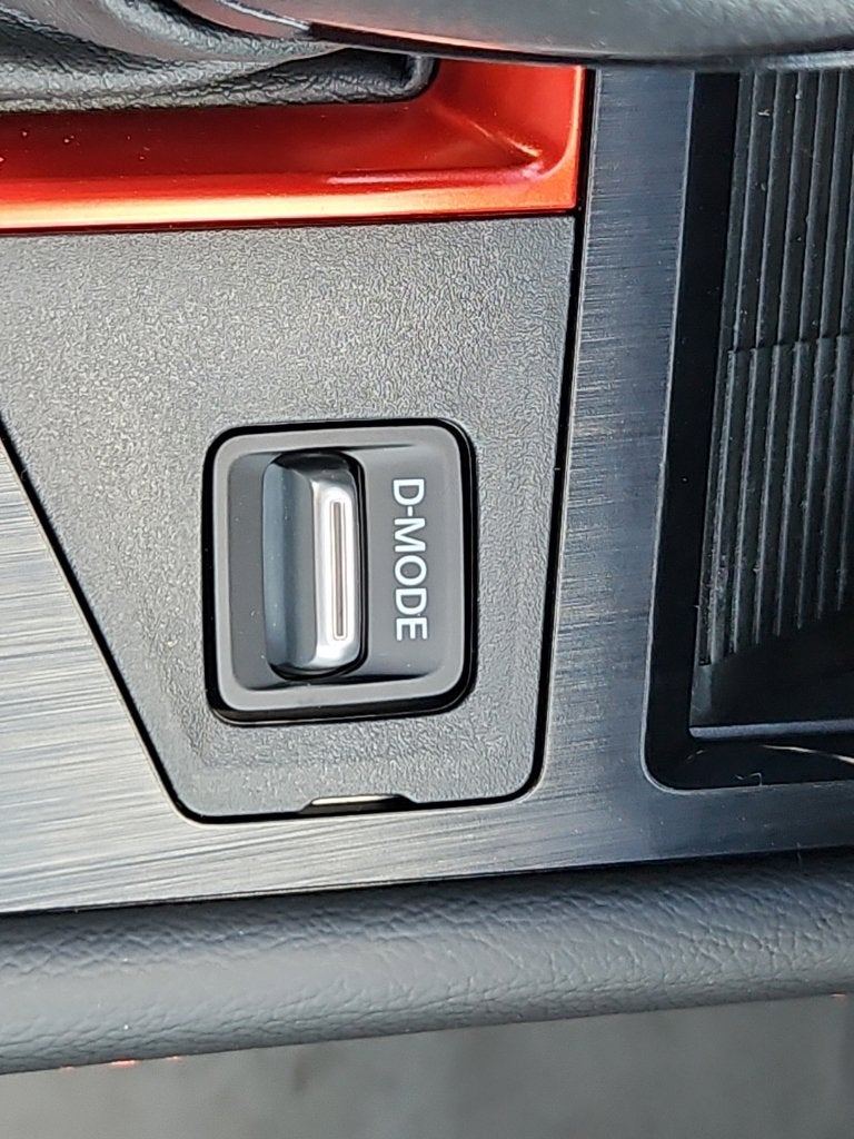 2027 Nissan Kicks SR