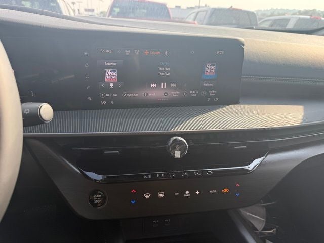 2025 Nissan Murano SV