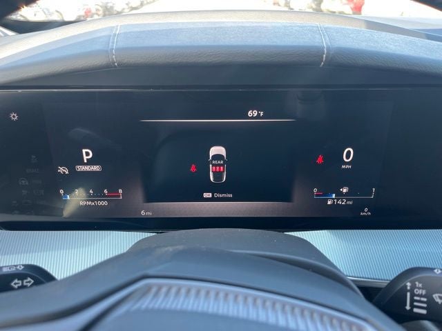 2025 Nissan Murano SL