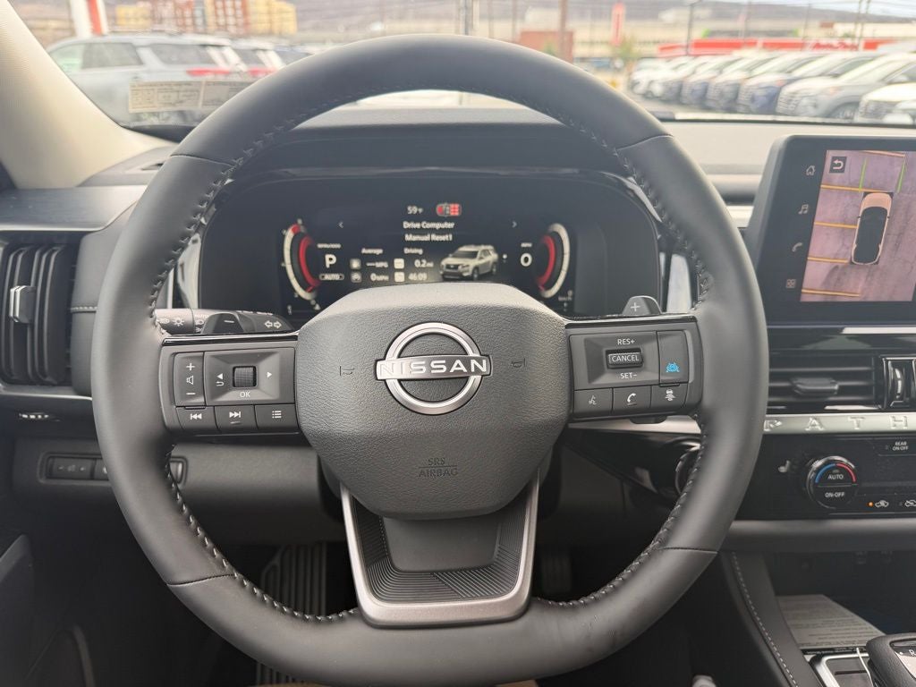 2026 Nissan Pathfinder SL