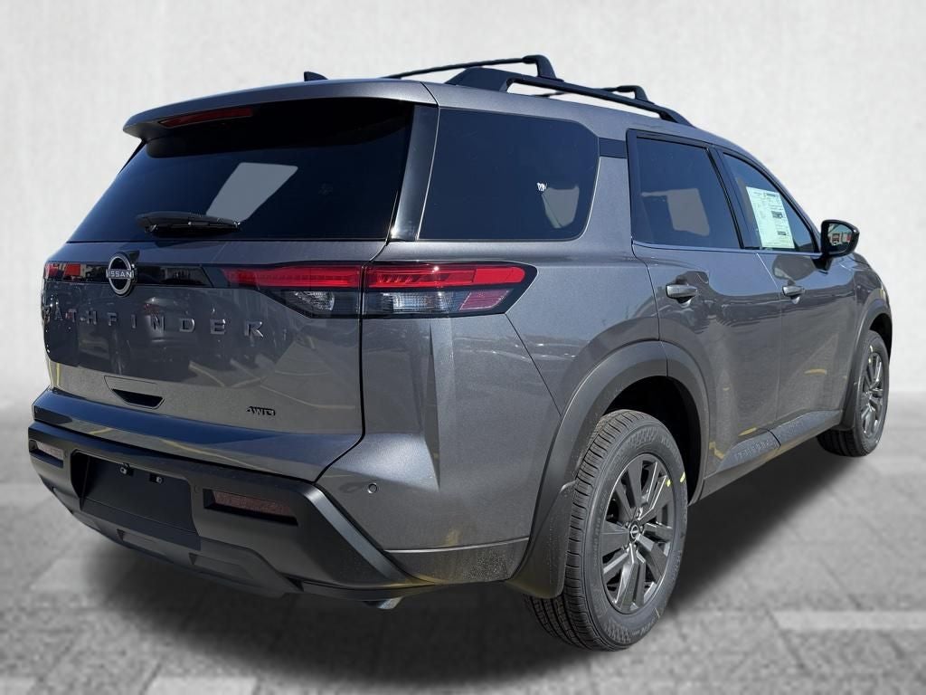 2026 Nissan Pathfinder SL