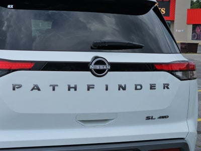 2026 Nissan Pathfinder SL