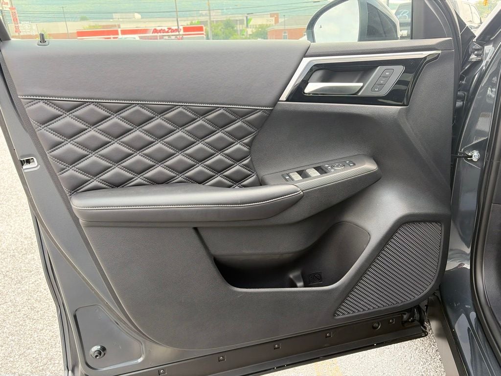 2026 Nissan Rogue Plug-In Hybrid Platinum