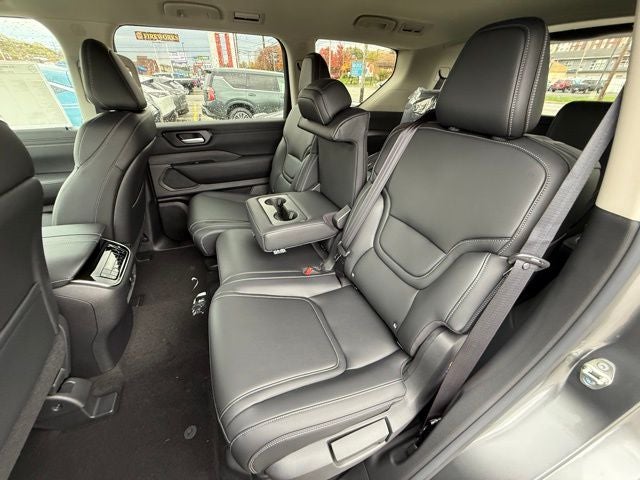 2026 Nissan Armada SV