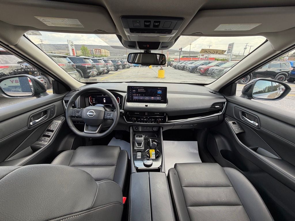 2025 Nissan Rogue SL