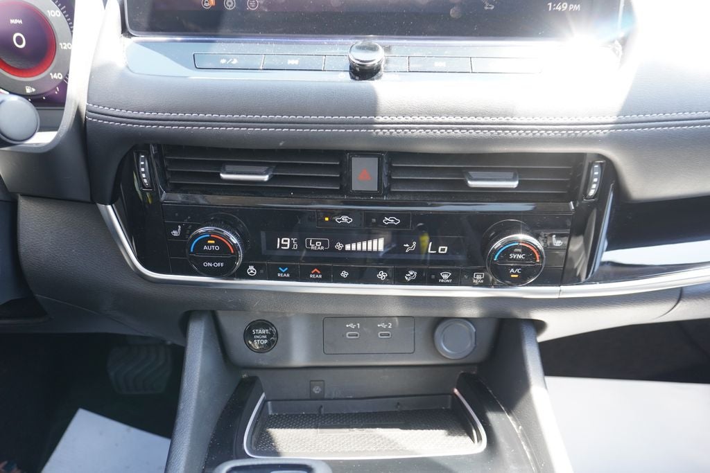 2025 Nissan Rogue SL