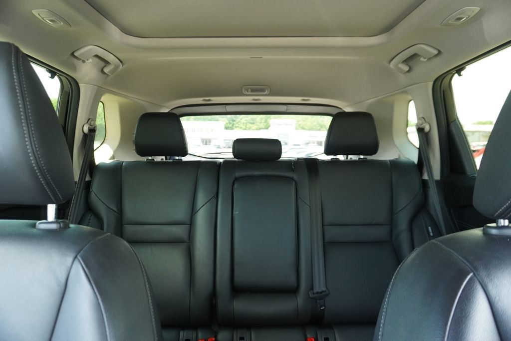 2025 Nissan Rogue SL