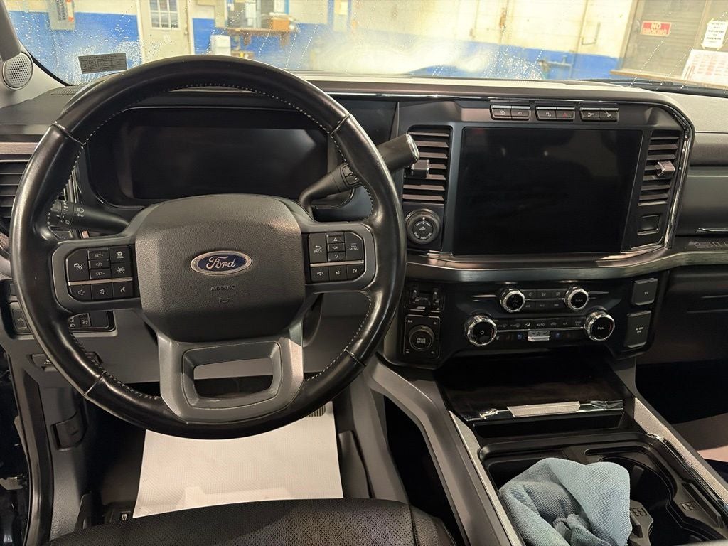 2023 Ford F-350SD Lariat
