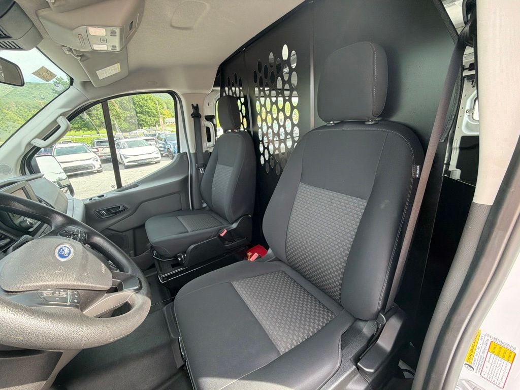 2025 Ford Transit-250 Base
