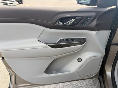 2022 GMC Acadia SLT