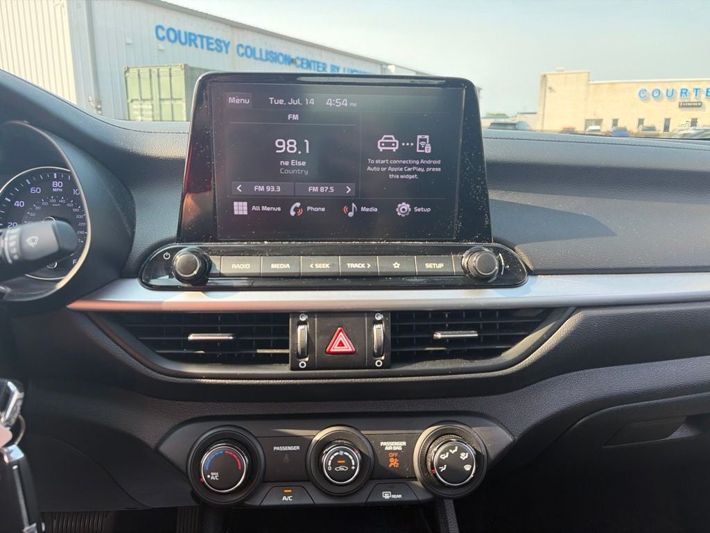 2023 Kia Forte LXS