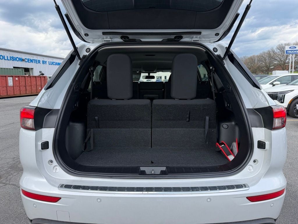 2022 Mitsubishi Outlander ES