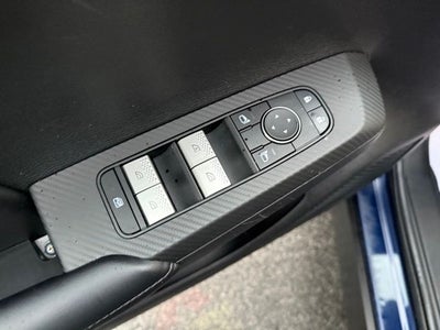 2022 Mitsubishi Outlander Base