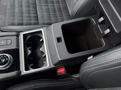 2022 Mitsubishi Outlander Base