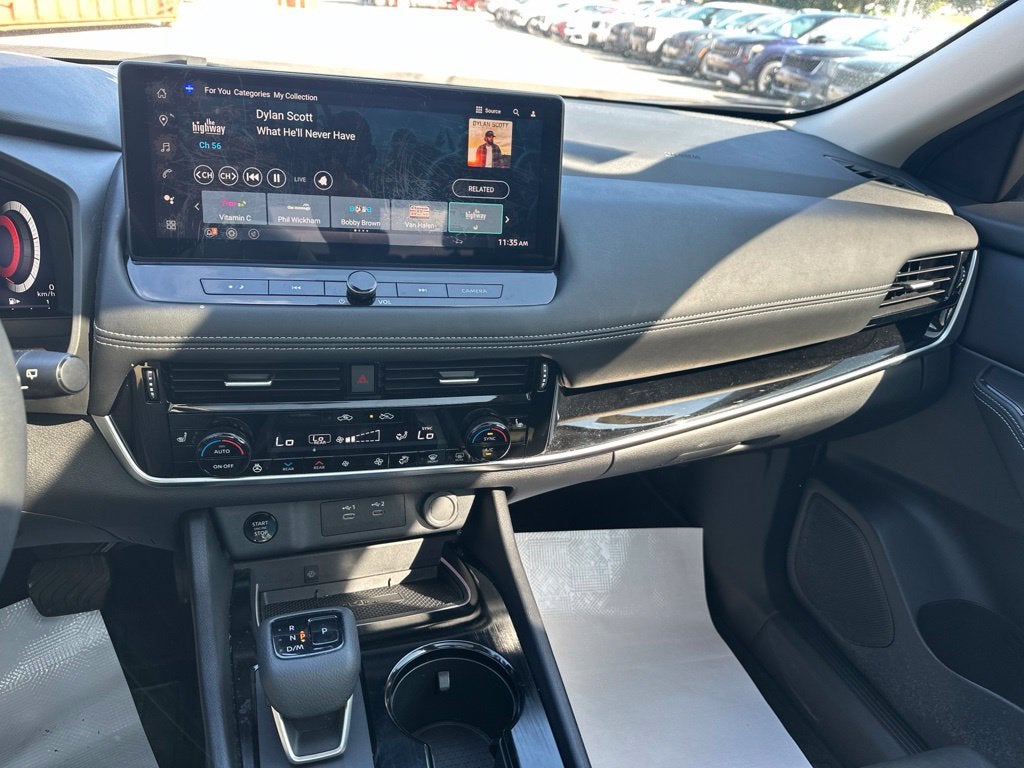2024 Nissan Rogue SL