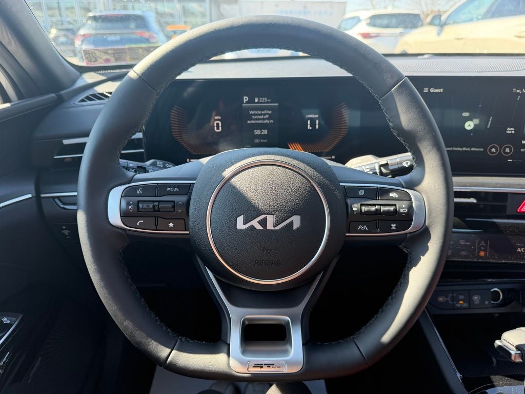 2025 Kia K5 Base