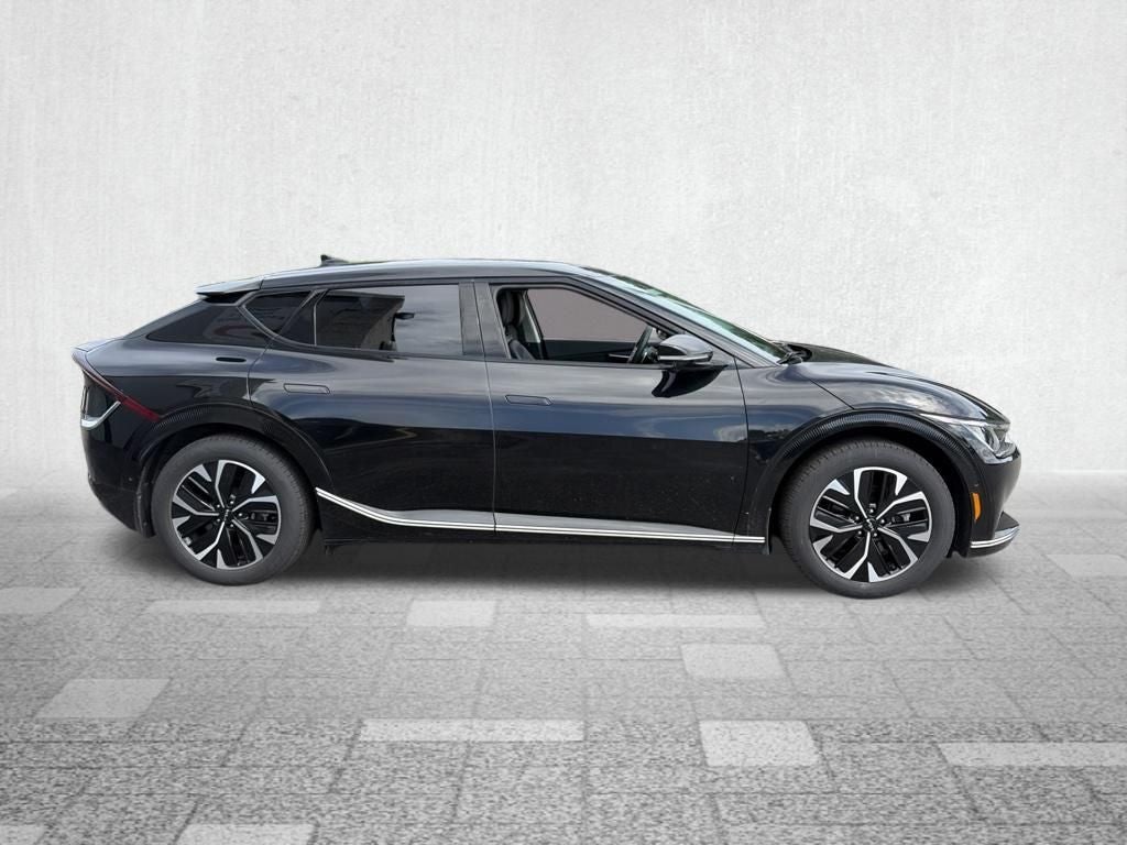 2022 Kia EV6 Wind