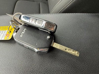 2025 Kia Sportage Hybrid LX