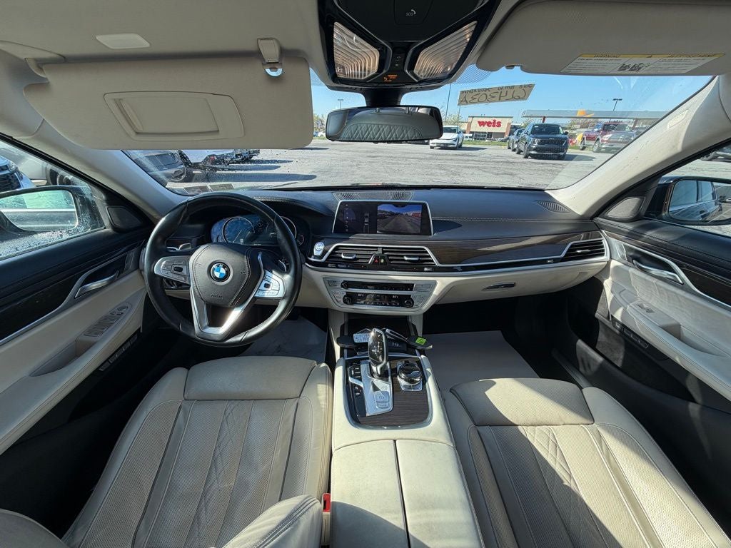2018 BMW 7 Series 750i xDrive