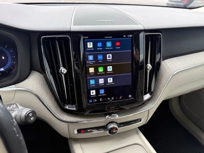 2023 Volvo XC60 B5 Plus Dark Theme